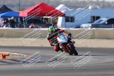 media/Dec-18-2022-SoCal Trackdays (Sun) [[8099a50955]]/Turn 2 (950am)/